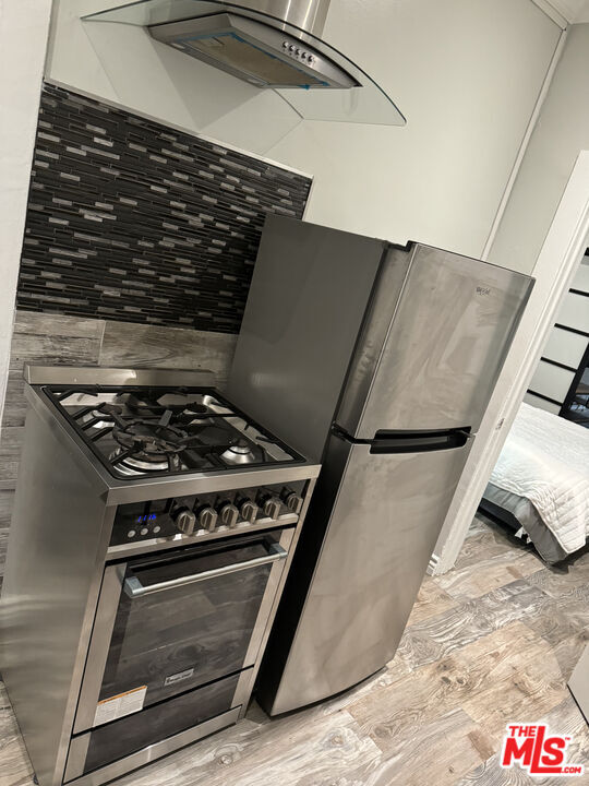 Foto del edificio - 5915 Lexington Ave