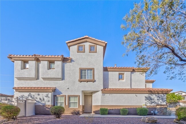 Building Photo - 1091 Moonlit Oasis Ln