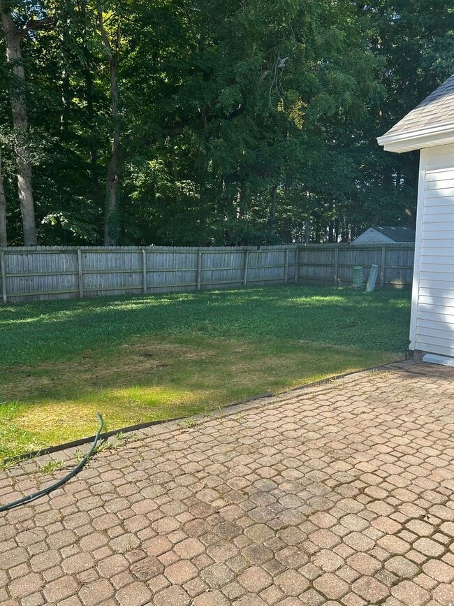 Building Photo - 3051 Bluster Ct