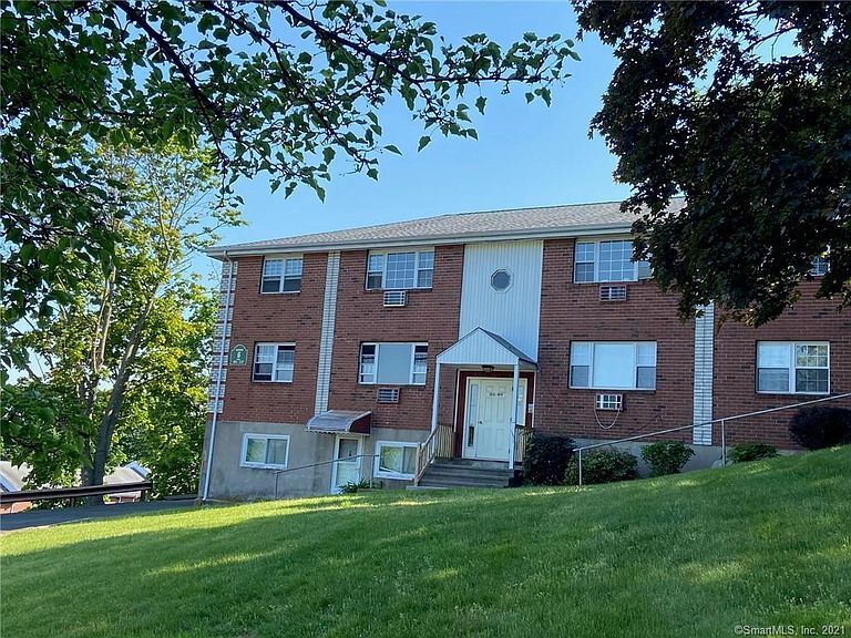 Front of Building - 105 Sigwin Dr