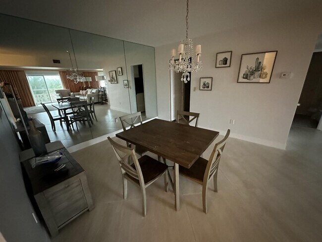 Foto del edificio - 170 N Ocean Blvd