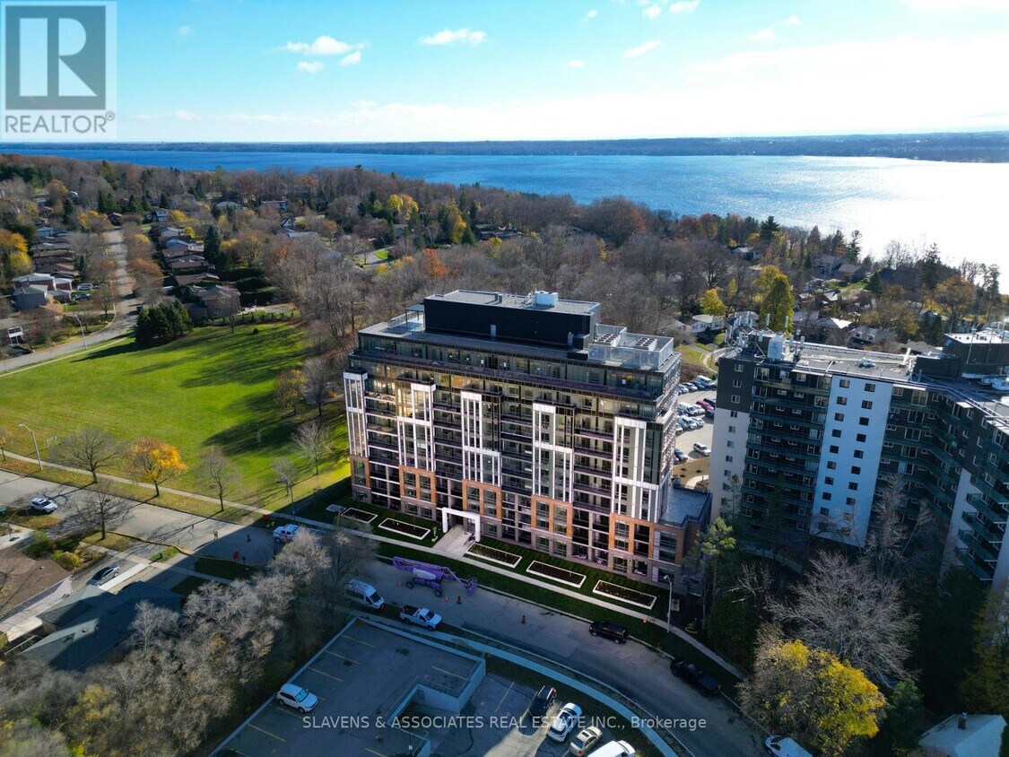 Photo principale - 41-841 Johnson St