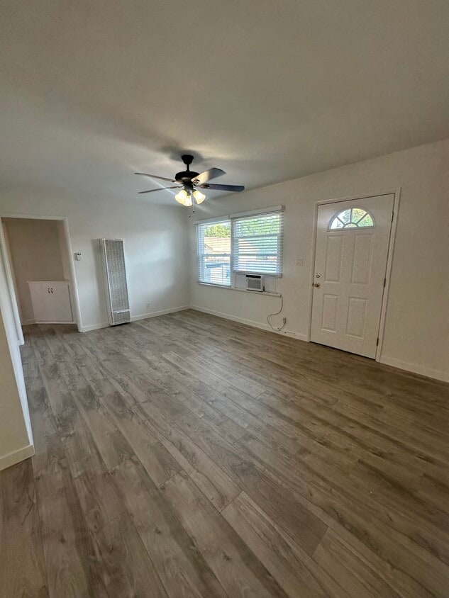 Primary Photo - 6636 Gaviota Ave
