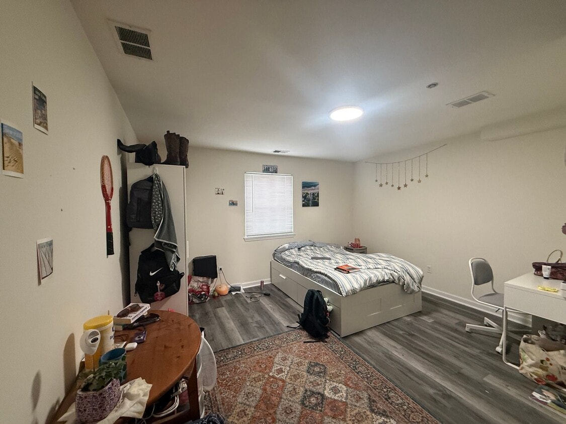 Newly Renovated Temple Apartment - Newly Renovated Temple Apartment