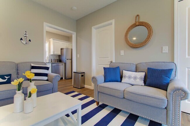 Building Photo - 1610 Cooper Foster Park Rd