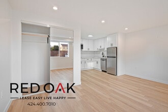 Building Photo - 8555 Independence Ave