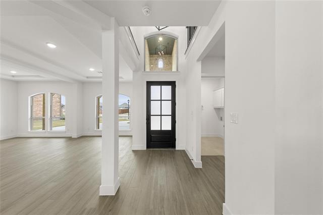 Foto del edificio - 1320 Villanova Ln