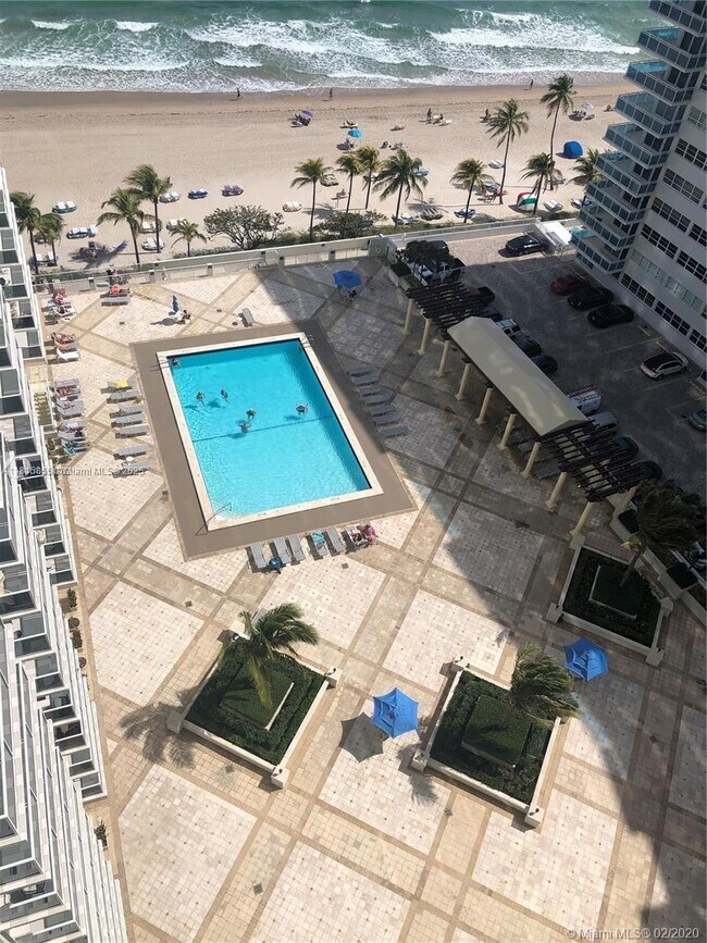 Foto del edificio - 3500 Galt Ocean Dr