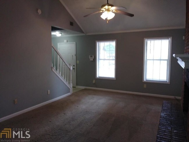 Building Photo - 2633 Country Trace SE