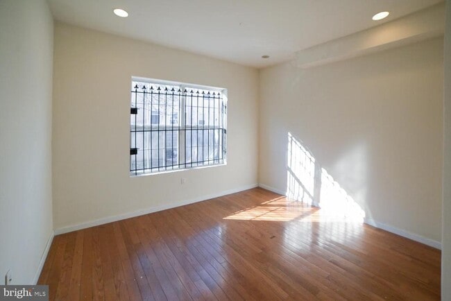 Foto del edificio - 1836 N 16th St