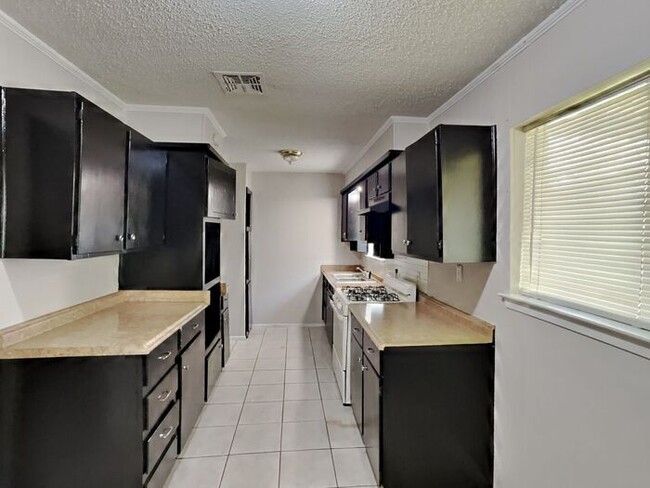 Building Photo - No Application Fees*