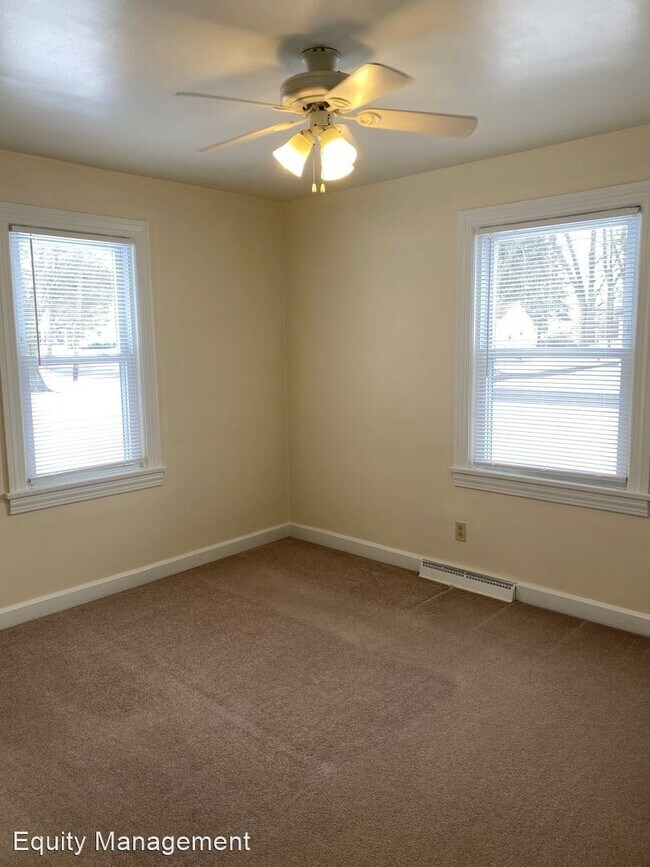 Building Photo - 2 br, 1 bath House - 108 Laurel