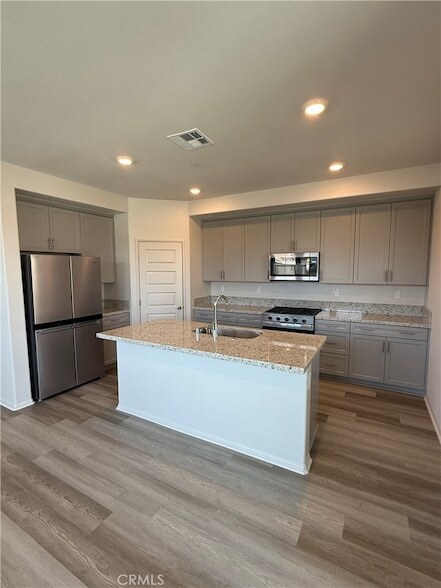 Foto del edificio - 40475 Melrose Dr