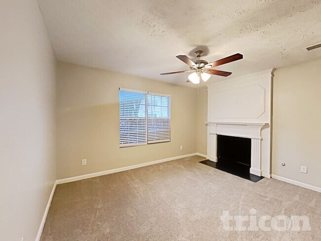 Building Photo - 3303 Homeward Trail