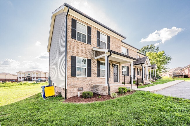 Foto del edificio - 195 Creekwood Ave