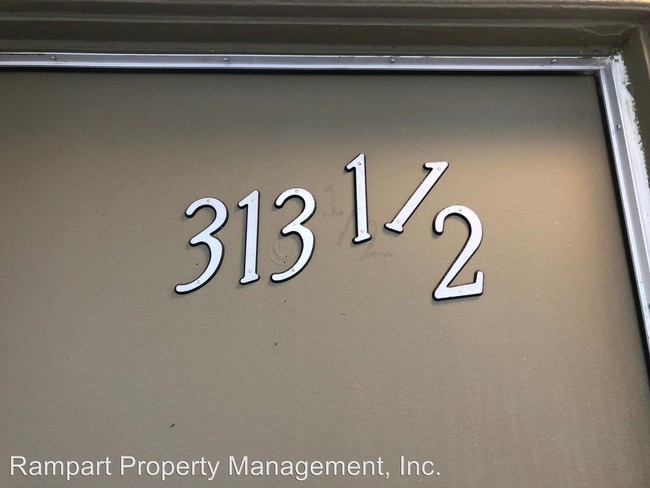 Foto del edificio - 307-309 S Boyle Ave