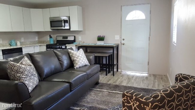 Foto del edificio - 1 br, 1 bath House - 249.5 North 5th St.