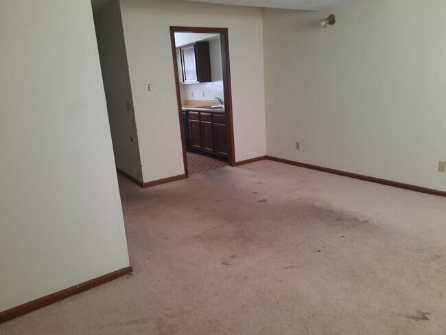 Foto del edificio - 733 N Webster St