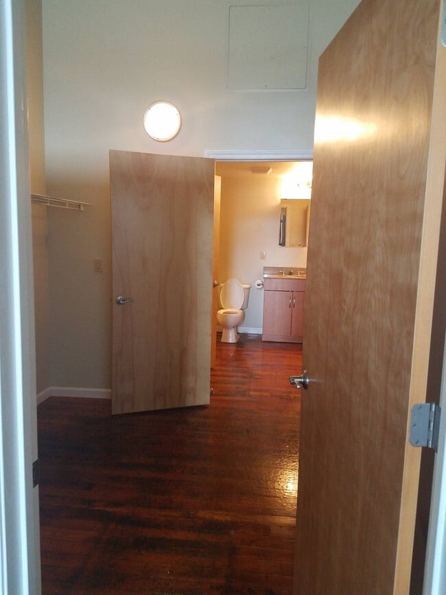 Building Photo - The Lofts at Wamsutta Place