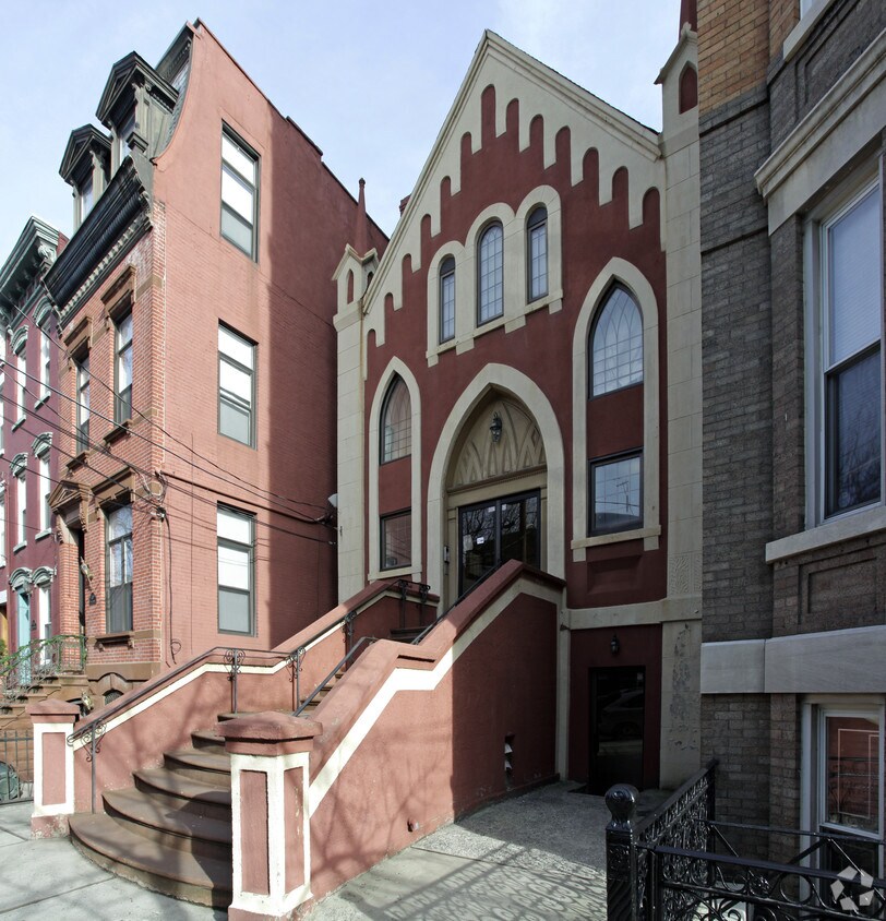 Foto del edificio - 637 Garden St