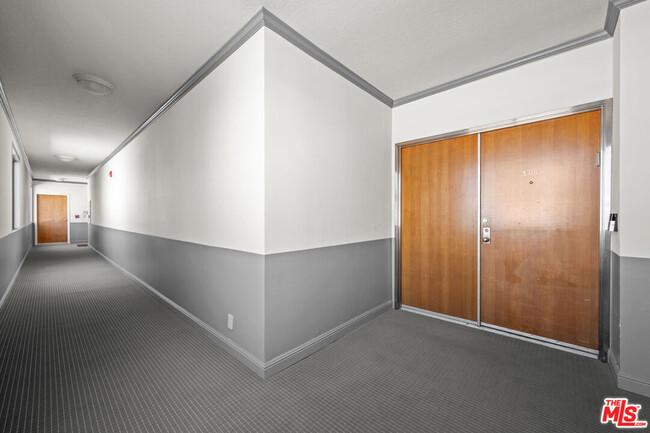 Foto del edificio - 106 Croft Ave