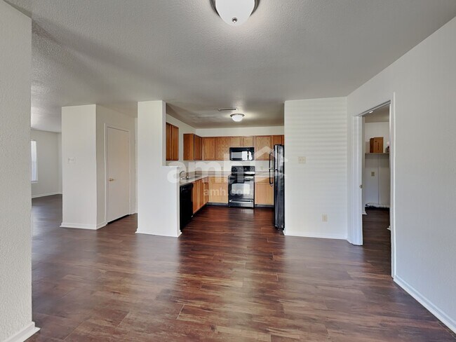 Foto del edificio - 10155 Cumberland Pointe Blvd