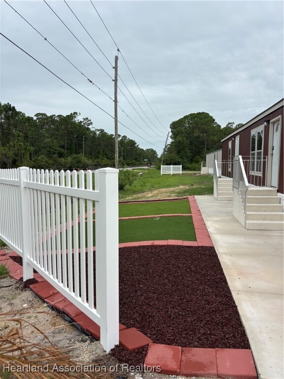 Building Photo - 2440 Hammock Rd