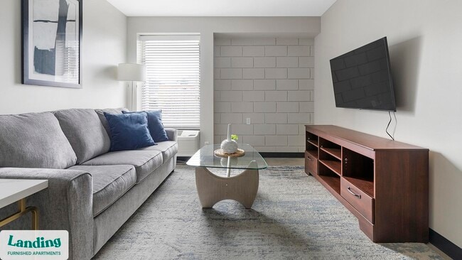 Building Photo - 2021 10th Ave S