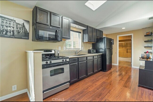 Foto del edificio - 936 Gonzales St