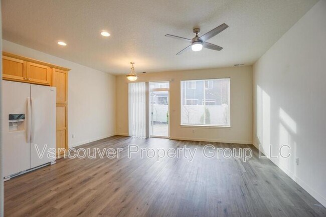 Foto del edificio - 2422 NE 114th Ct