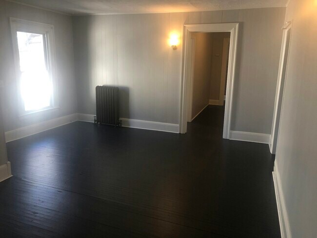 Building Photo - 249 Genesee Street, Unit Apt 2