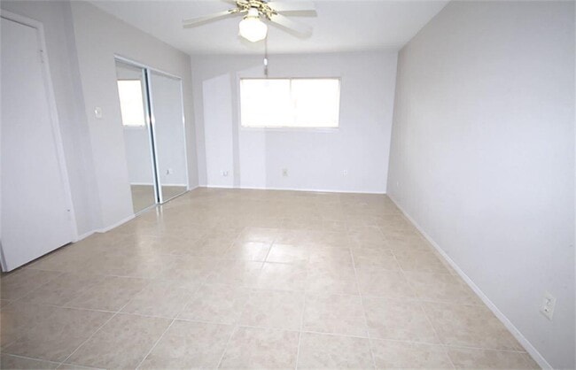 Building Photo - 1106 Ravenscourt Dr