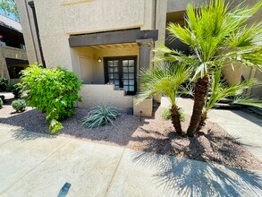 Building Photo - 5995 N 78th St