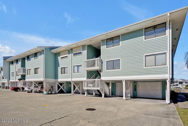 Foto del edificio - 202 Lewis Dr