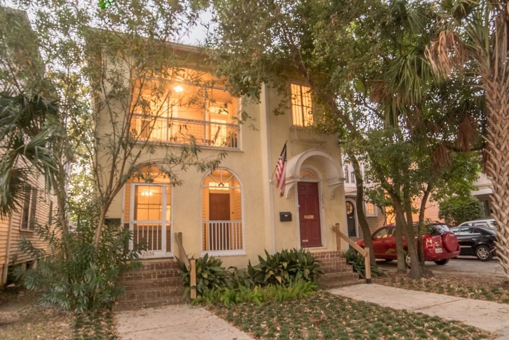 Foto principal - 2604 S Carrollton Ave