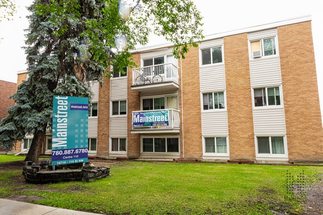 Building Photo - Centre 110