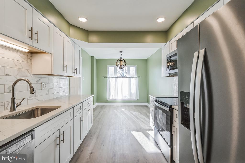 Foto principal - 1179 Putnam Blvd