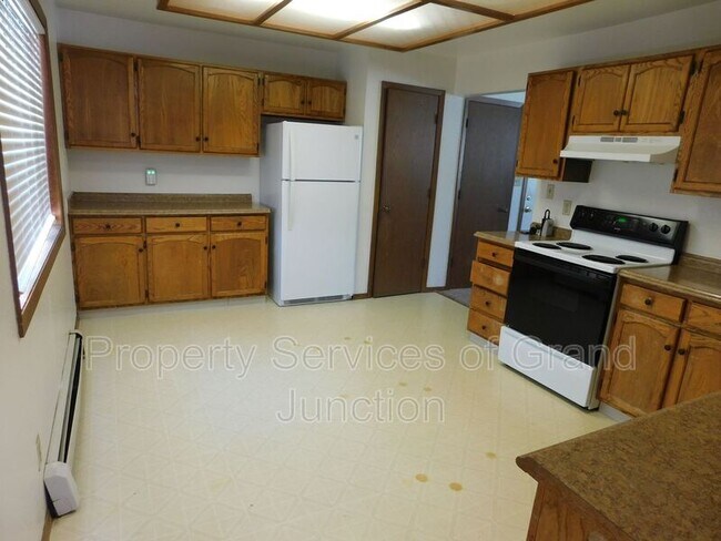 Foto del edificio - 570 Dawn Ct