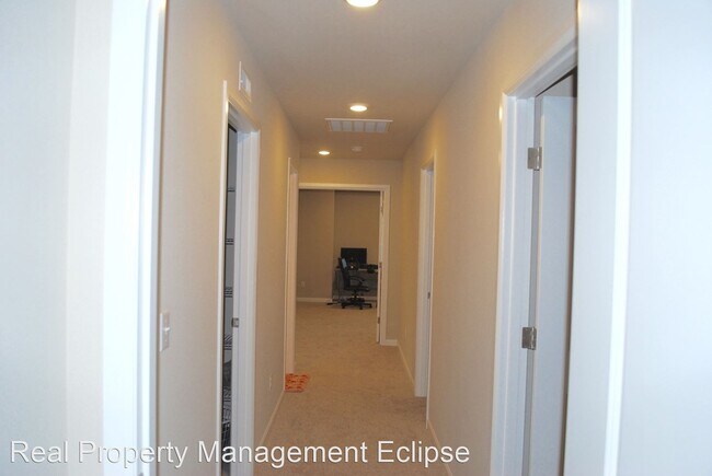 Foto del edificio - 3 br, 2.5 bath House - 25 159th PL SE
