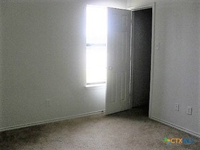 Building Photo - 2914 Ashley Dr