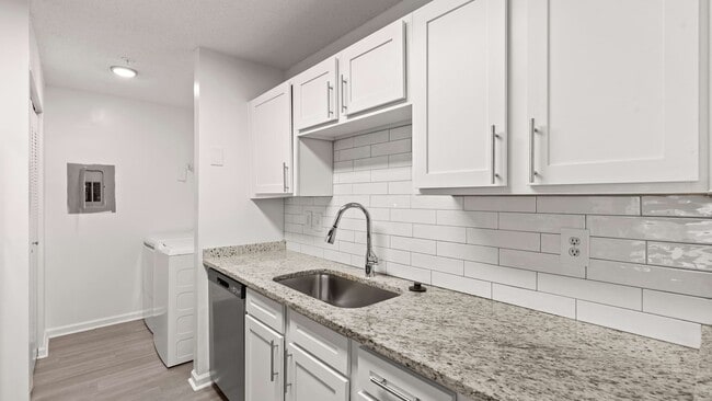 Building Photo - The Pointe at Stockbridge