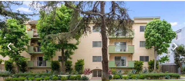 Building Photo - 914 Lincoln Blvd