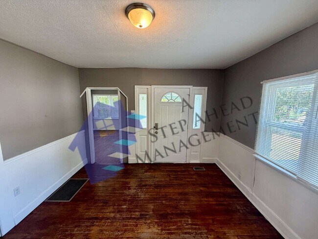 Foto del edificio - 1622 Cruft St