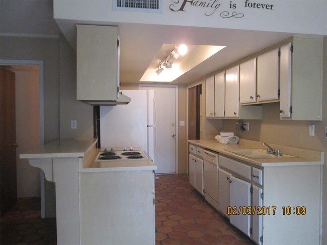 Foto del edificio - 8661 S 51st St