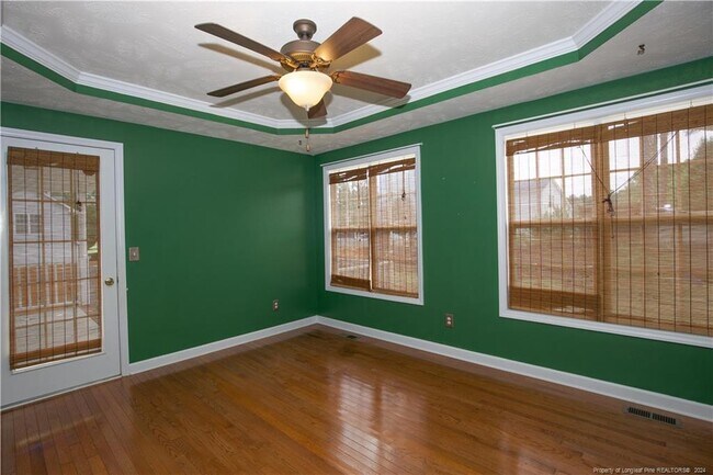 Building Photo - 70 Spindale Pl