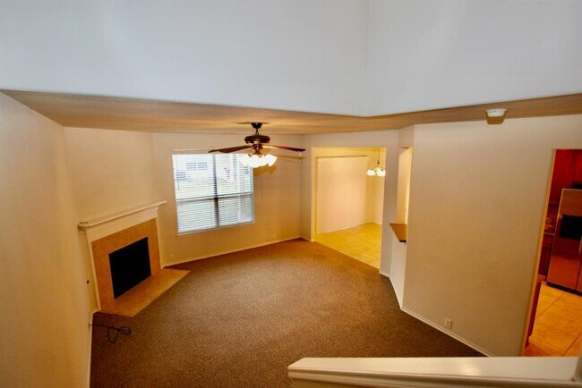 Building Photo - 13600 Breton Ridge St