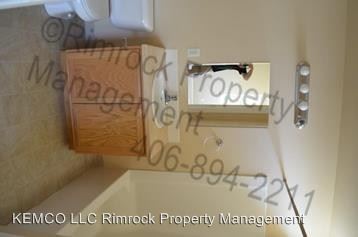 Foto del edificio - 712 Oakmont Rd