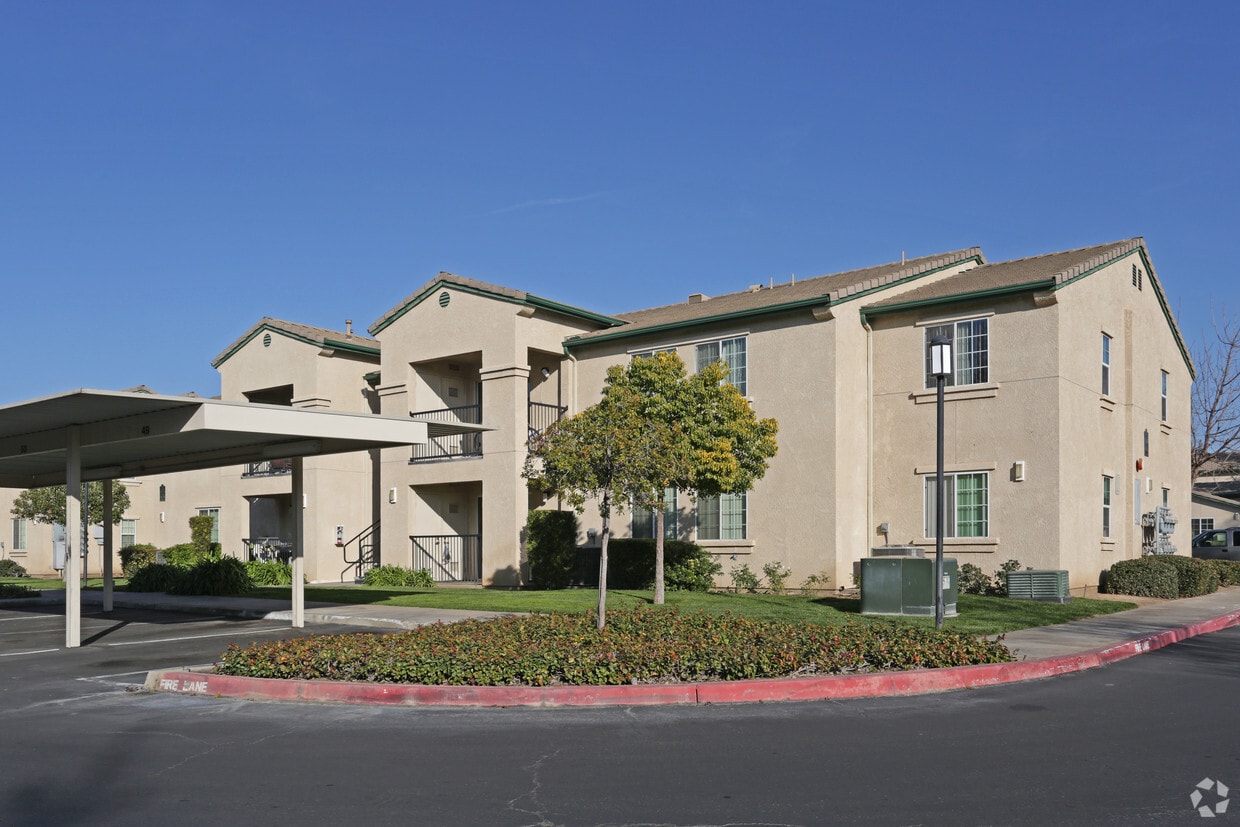 The Willows Apartments in Clovis, CA