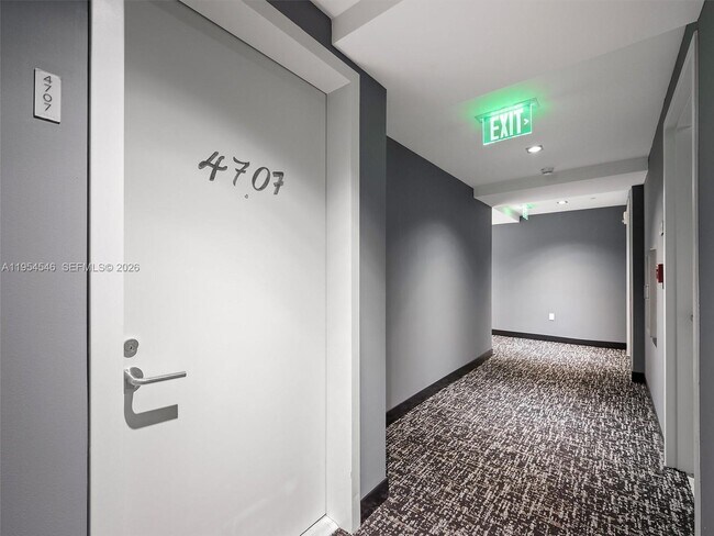 Foto del edificio - 1300 S Miami Ave