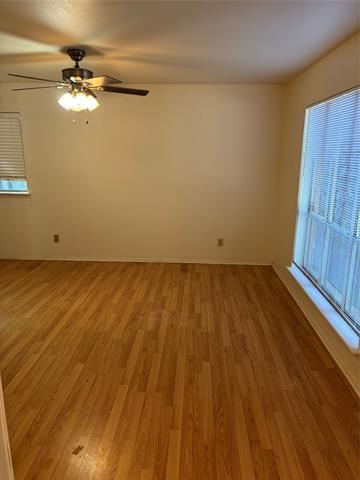 Foto del edificio - 2708 Runningbrook Ln